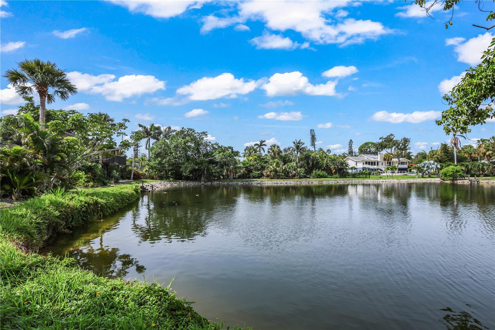 SANDY COVE III - Residential