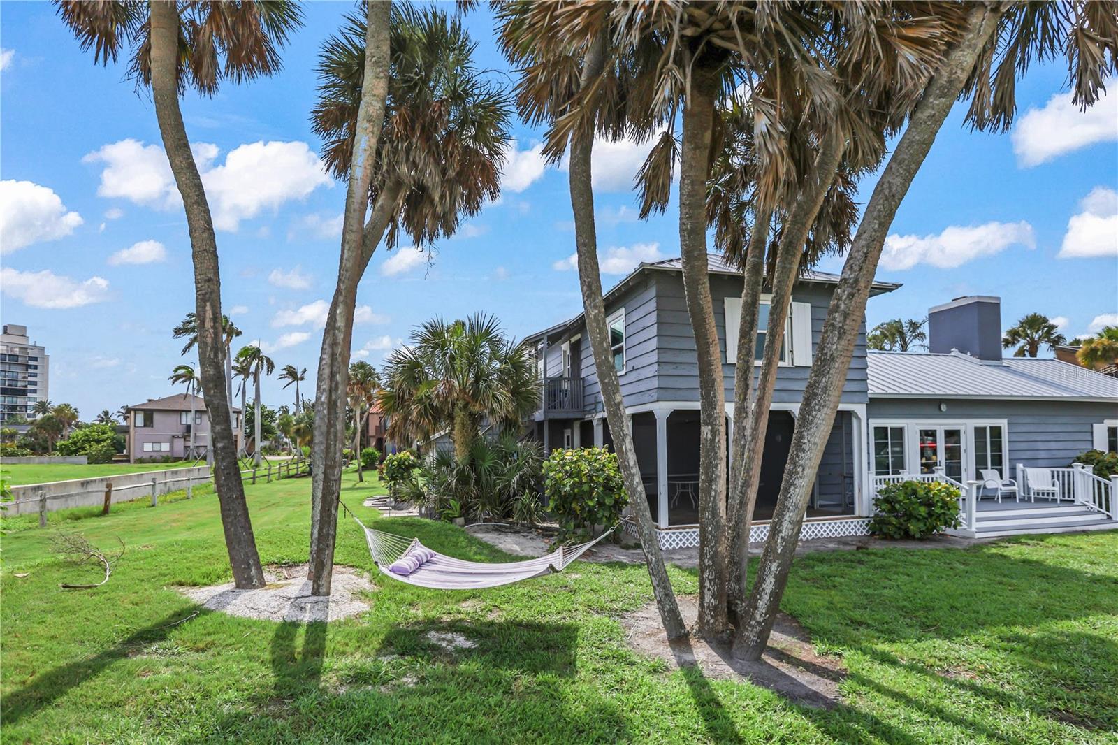 SANDY COVE III - Residential