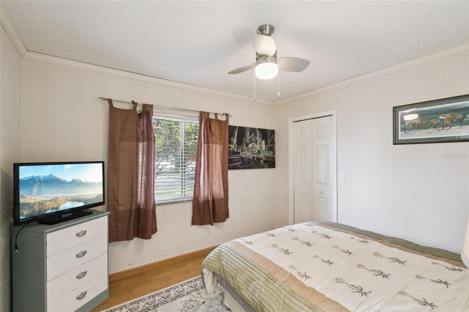 SHADOW BAY SPGS - Residential