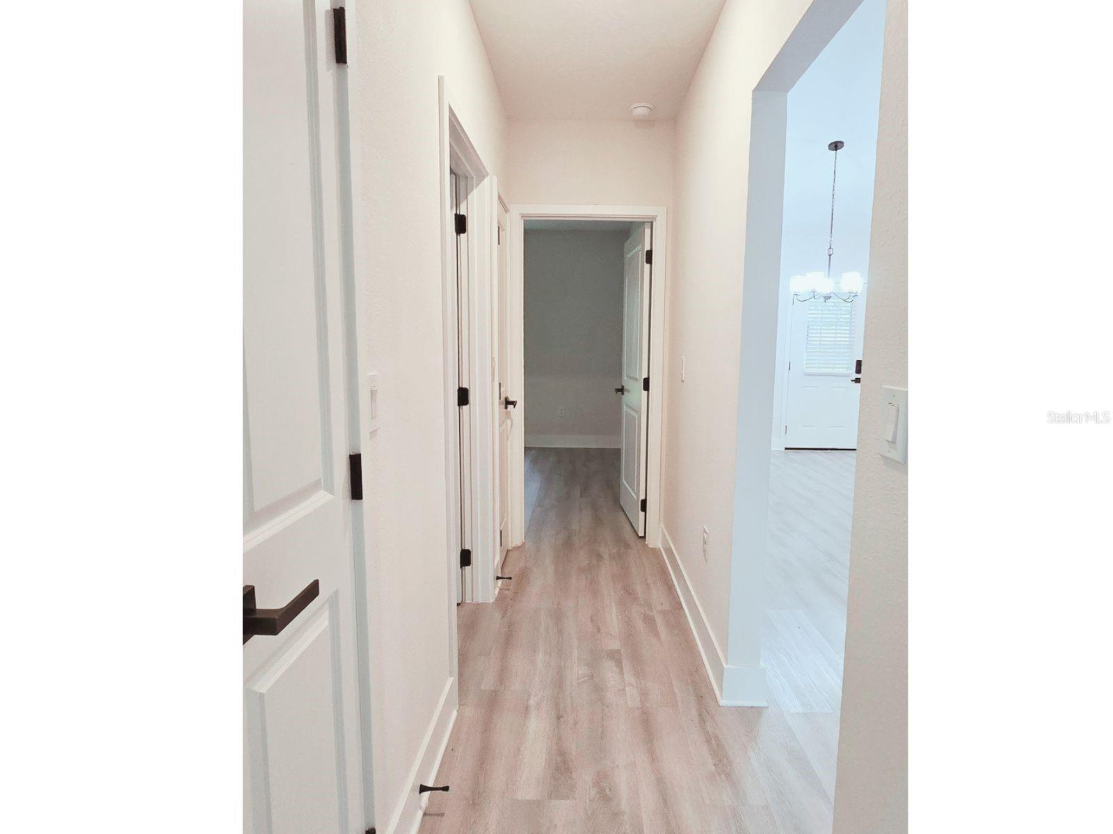 MARION OAKS UN 10 - Residential Lease