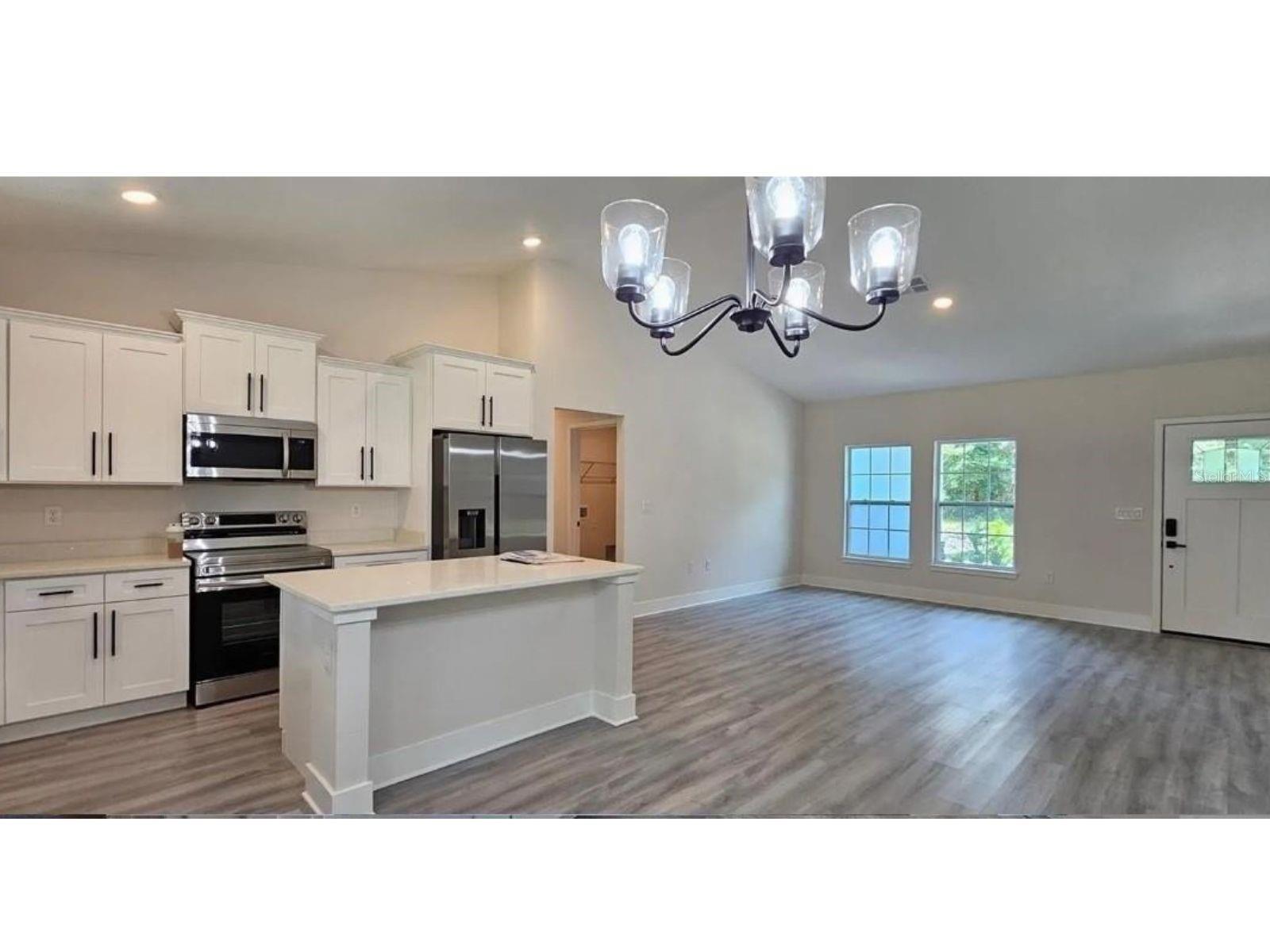 MARION OAKS UN 10 - Residential Lease