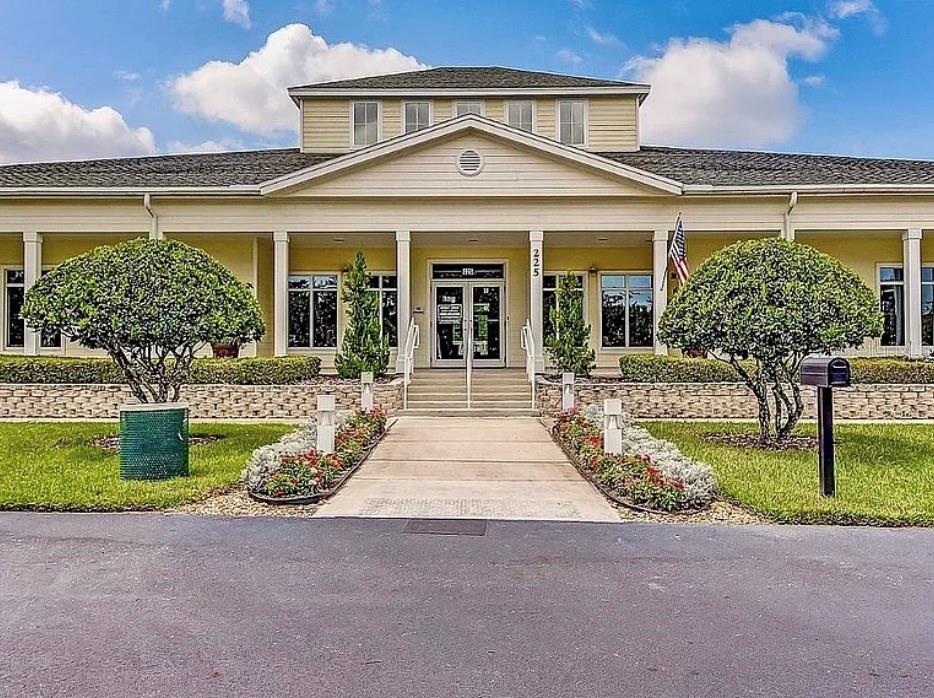 VILLAS AT HERITAGE PARK - Residential
