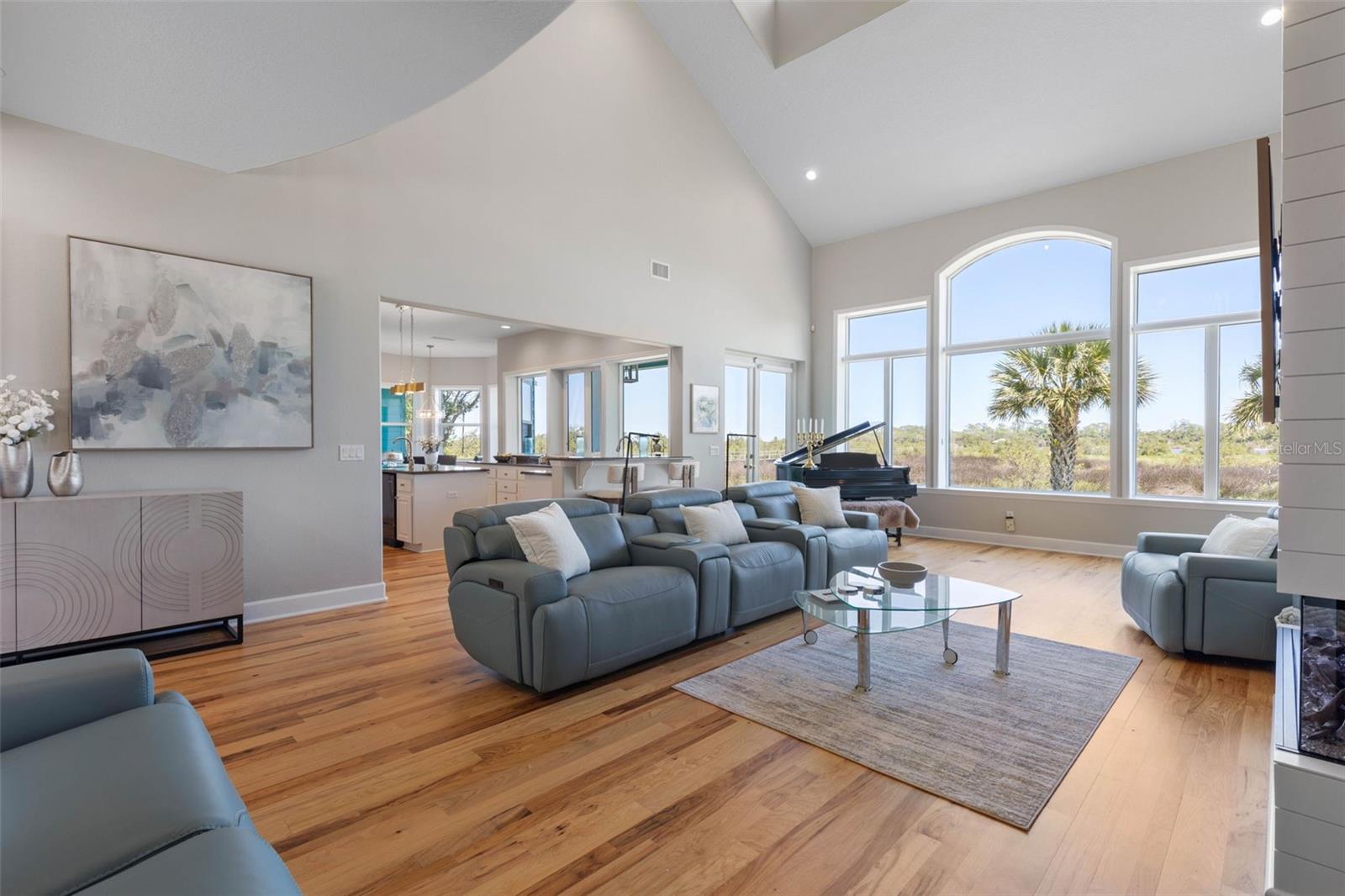 SANCTUARY - Residential