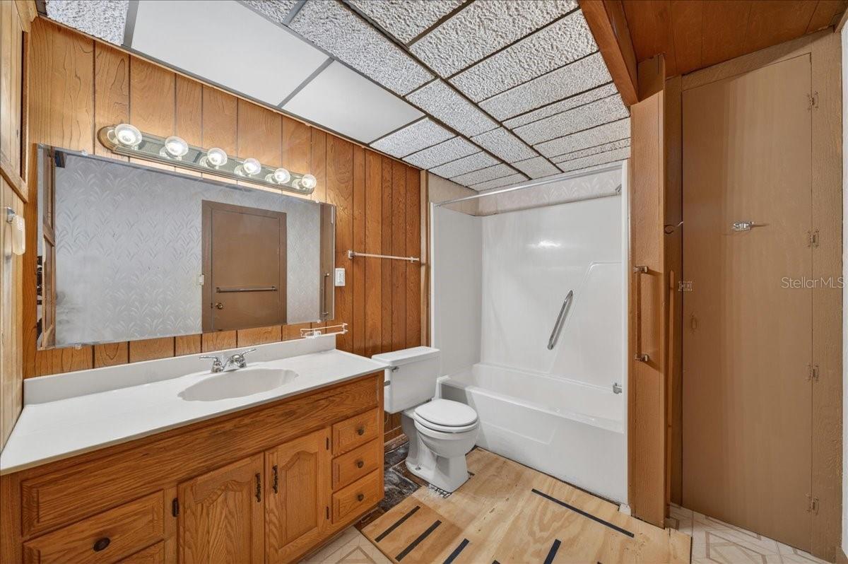 SHAWS POINT FIRST ADD - Residential