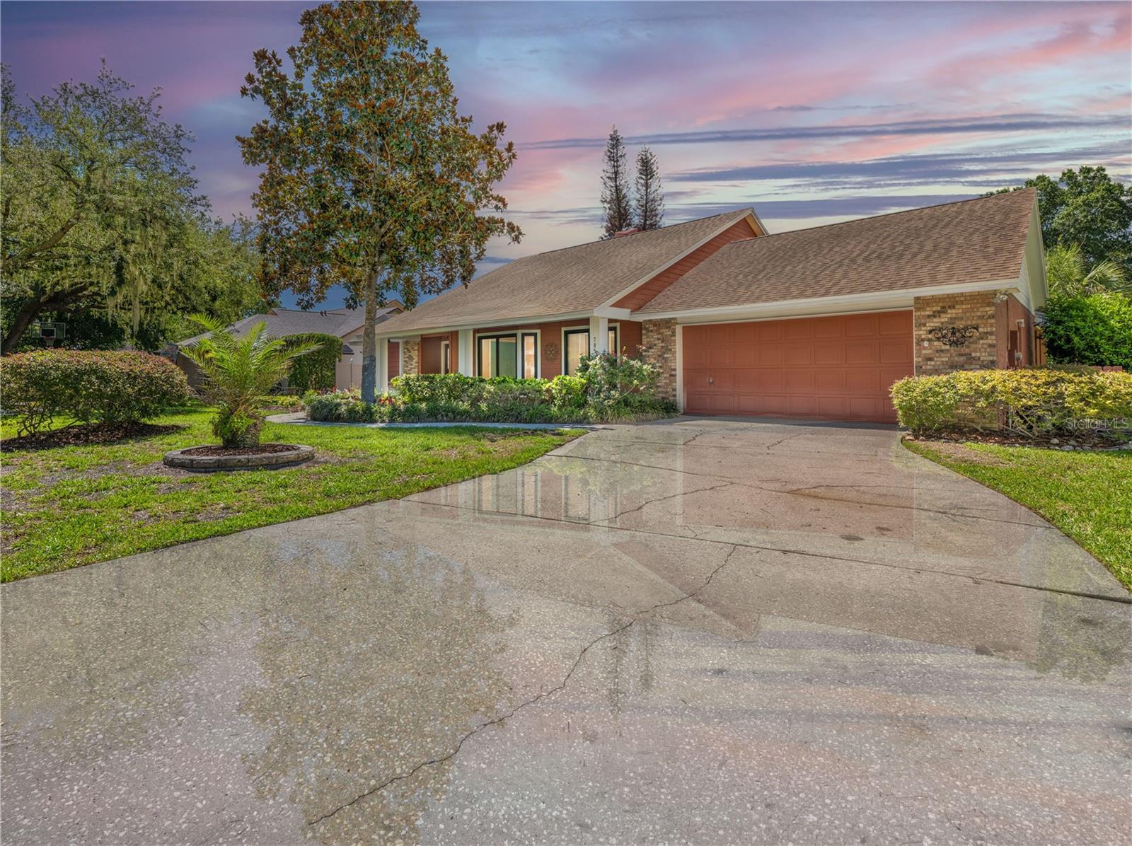 WOW, can you believe it??? A fantastic home in Winter Springs....with a pool...for under $500,000. You'll fall in love with this home the minute you puii into the driveway. It's a great example of Florida contemporary architecture. This home sits on an over-sized cul-de-sac lot. Both the primary en suite and guest baths  have been remodeled. The floor plan features a two way bedroom split plan that offers both flexibility and privacy. The back of the home opens to or views the pool area which has a screen enclosure and large lanai. Willow run has no through streets so it feels like a private, tucked away enclave. but is only seconds away from shopping, downtown Orlando, the airport and the beaches.