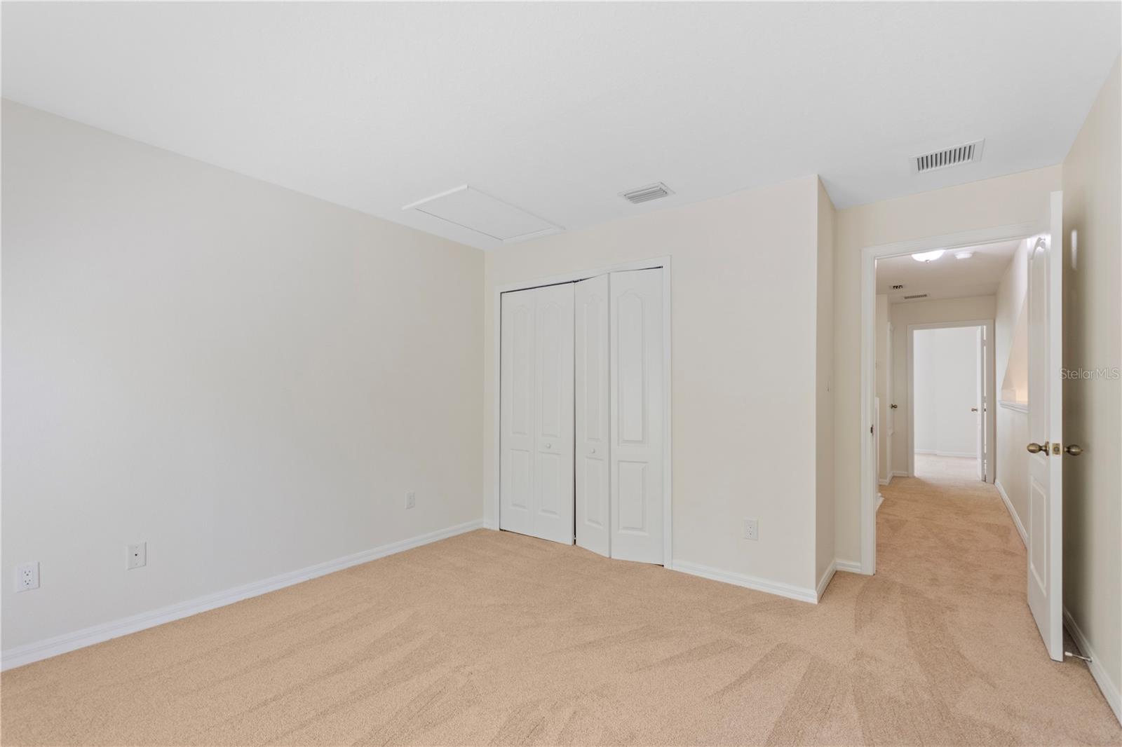 BILTMORE TOWNHOMES - Residential Lease