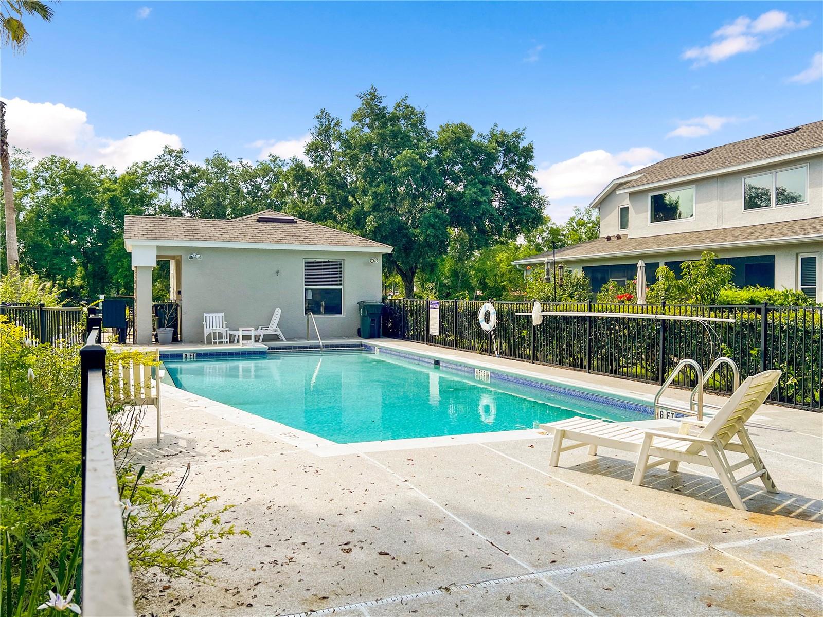 BILTMORE TOWNHOMES - Residential Lease