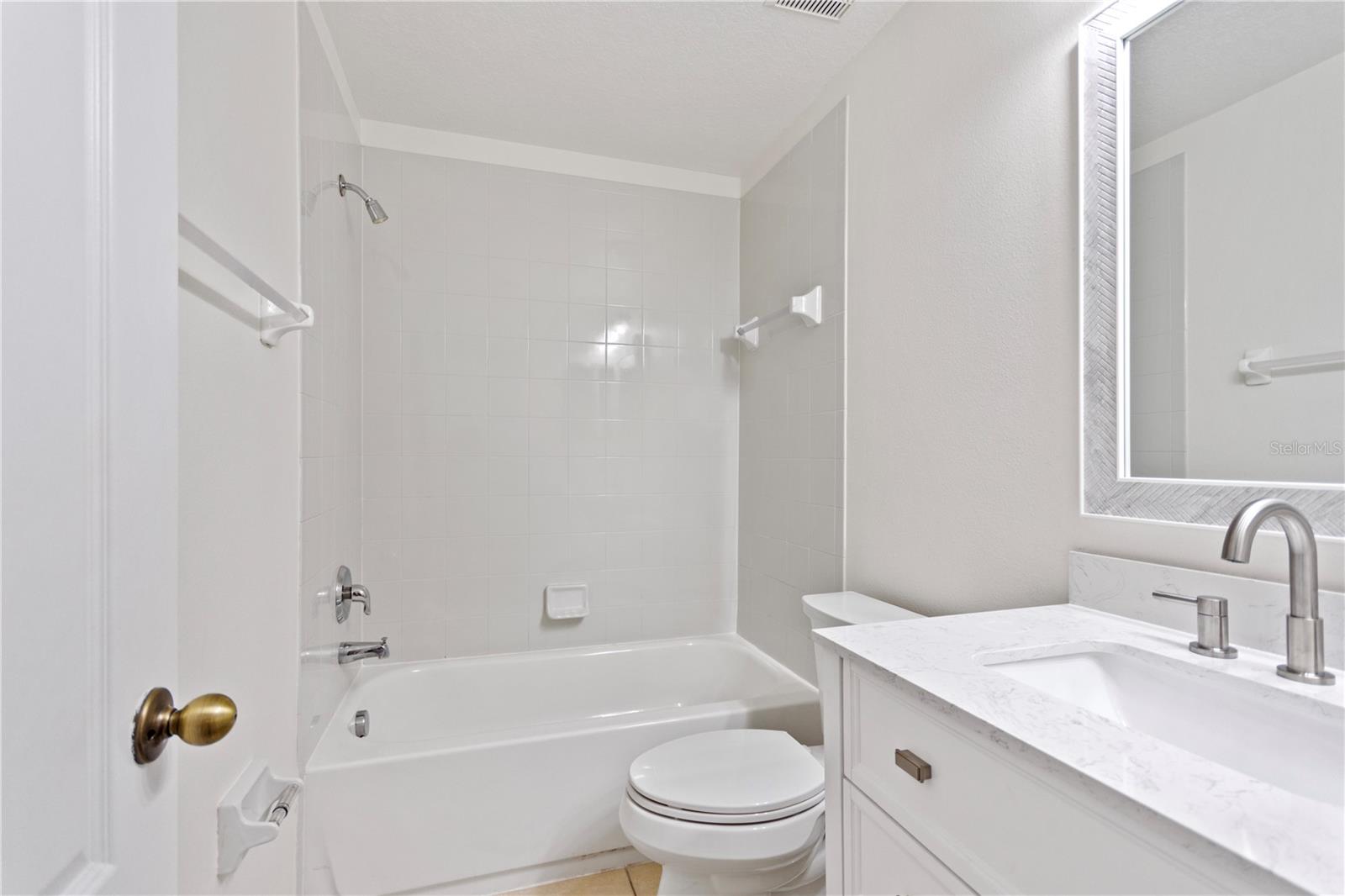 BILTMORE TOWNHOMES - Residential Lease