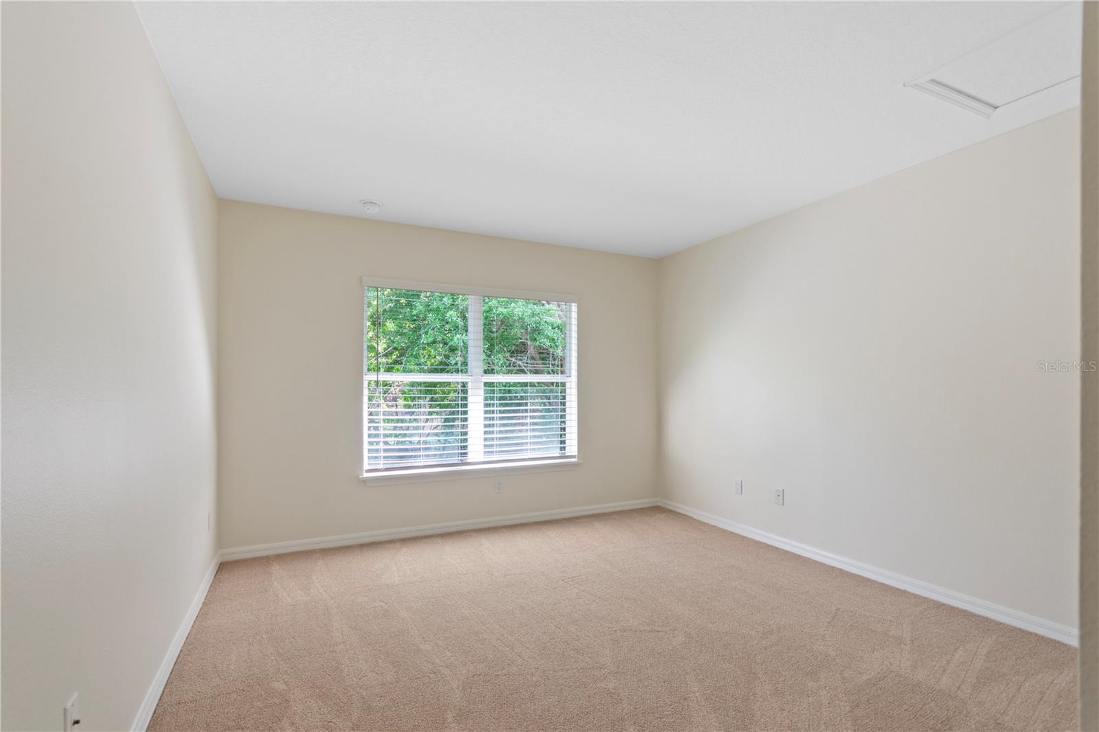 BILTMORE TOWNHOMES - Residential Lease
