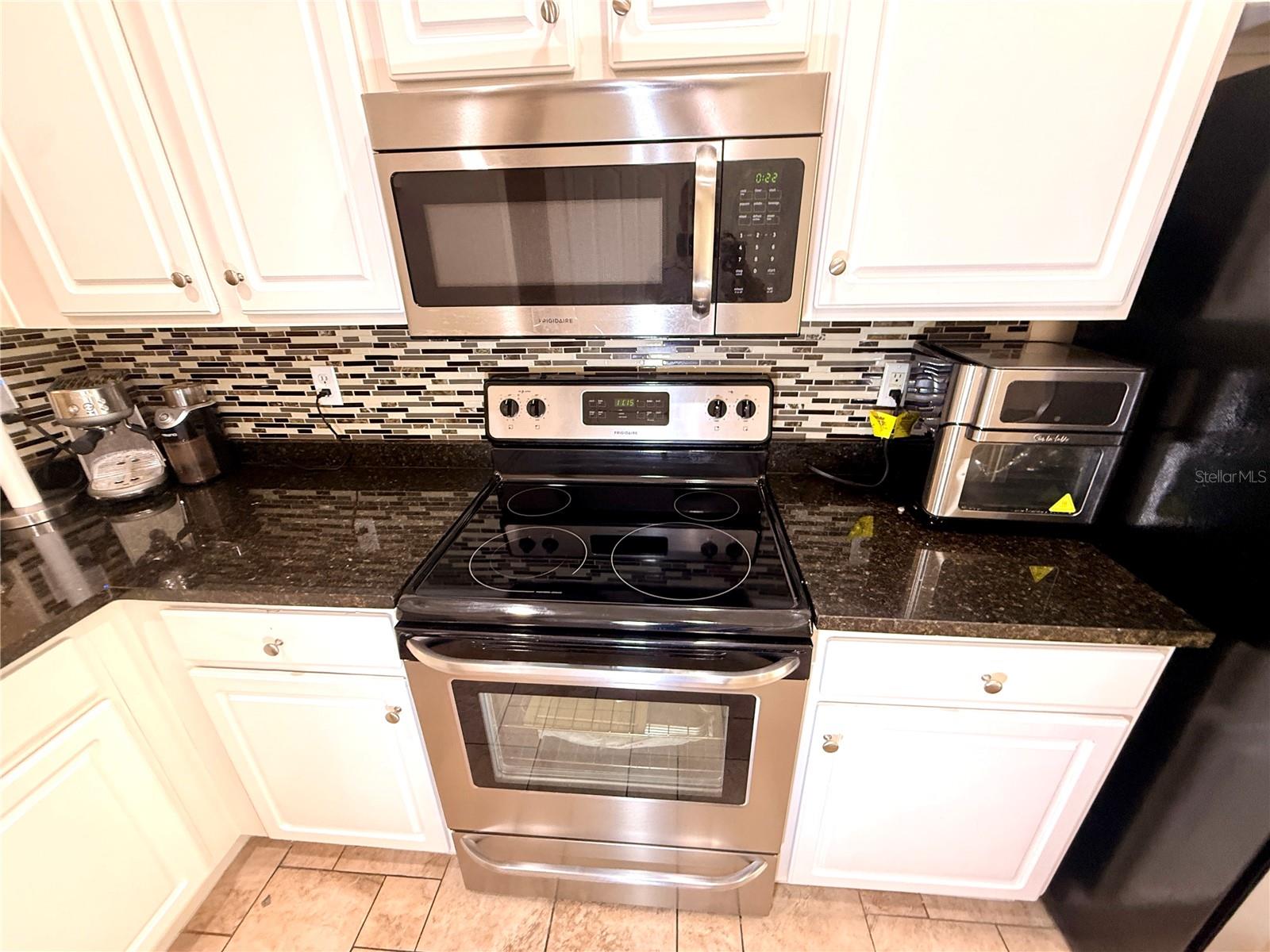 MEADOW POINTE PRCL 16 UNIT 02B - Residential Lease