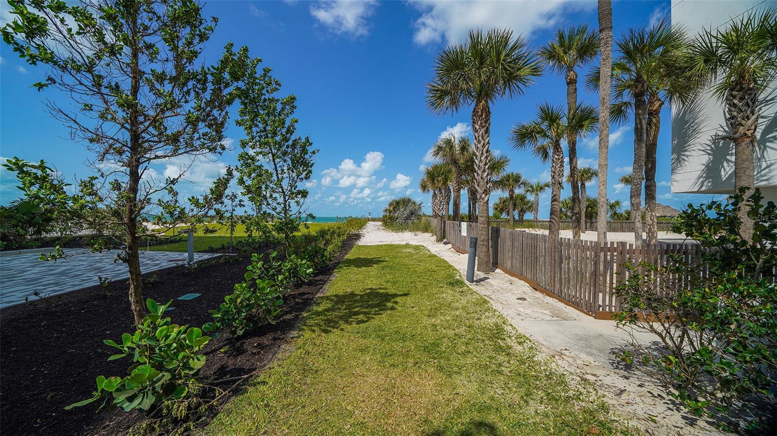 WINDWARD BAY AMD - Residential