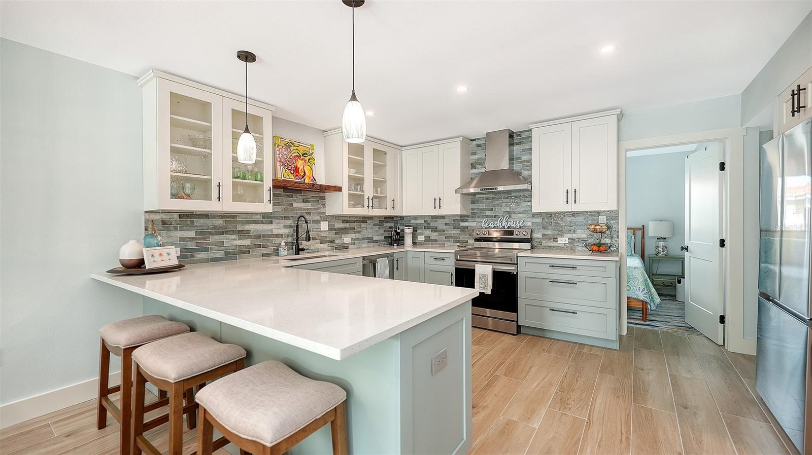 WINDWARD BAY AMD - Residential