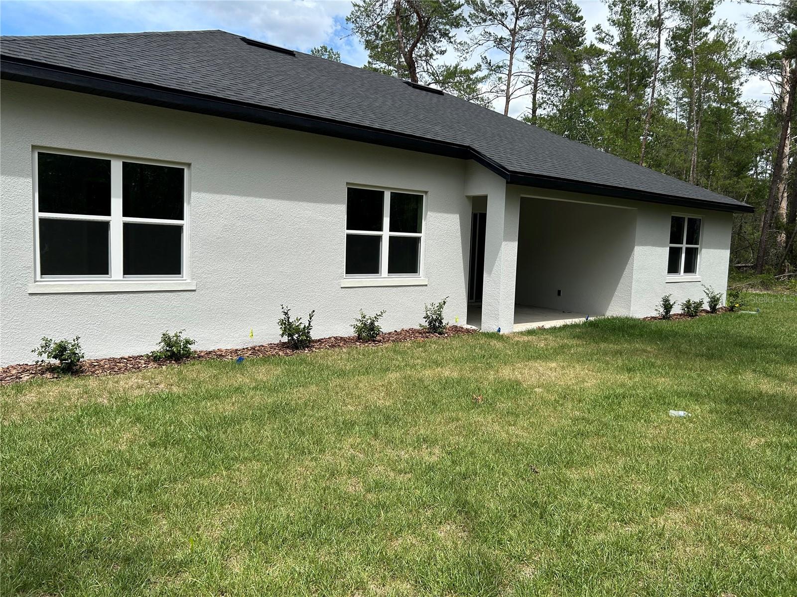 ROYAL HIGHLANDS - Residential
