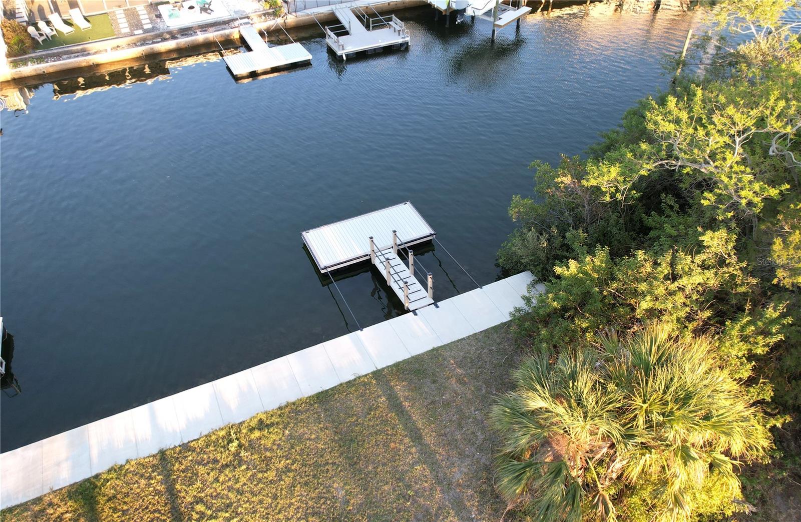 HUDSON BEACH ESTATES - Land