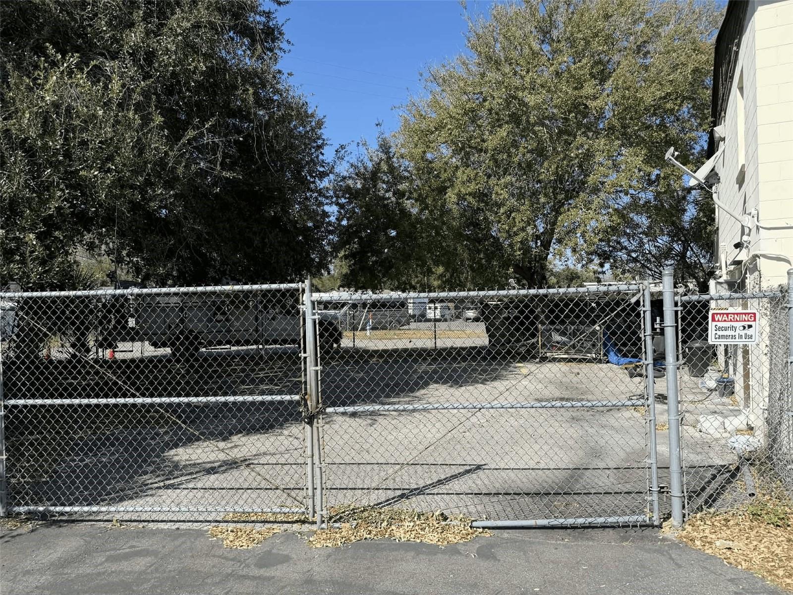 ANNANDALE PARK - Commercial Sale