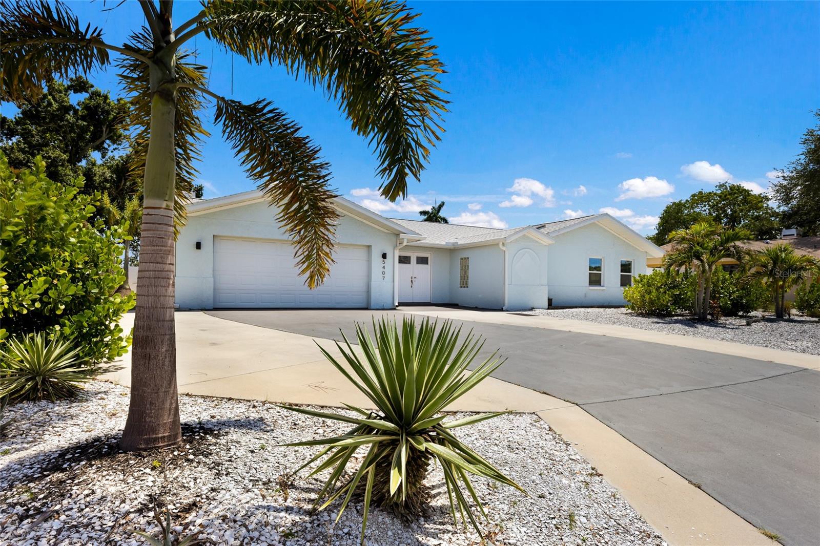 HARBOR WOODS - Residential