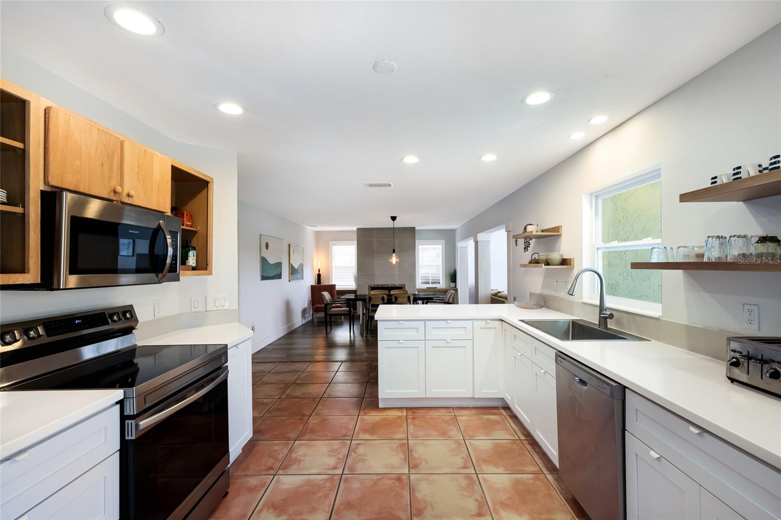 HARBOR WOODS - Residential