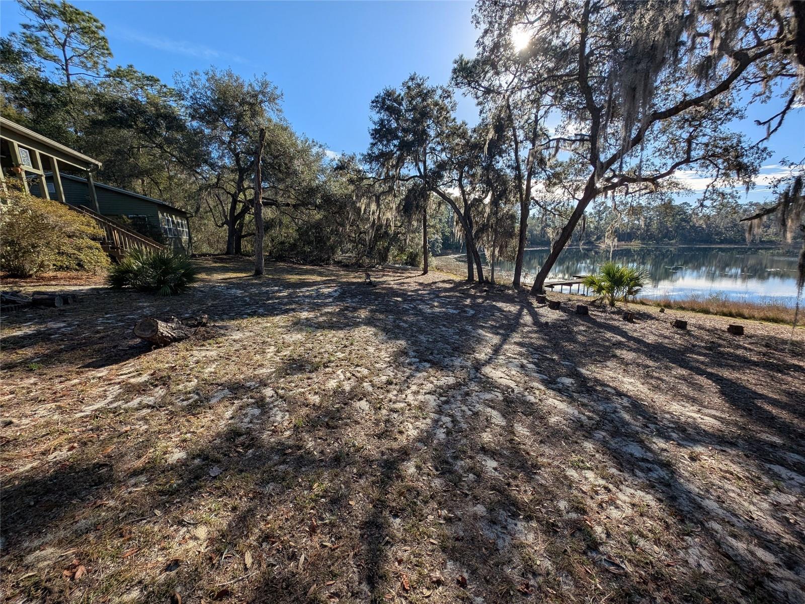 GOVT LEASE LT ROUND LAKE - Residential