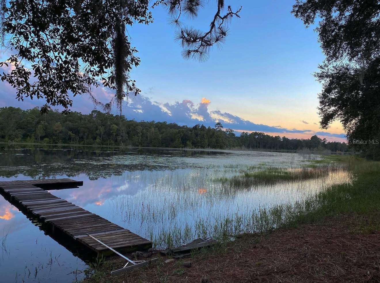 GOVT LEASE LT ROUND LAKE - Residential
