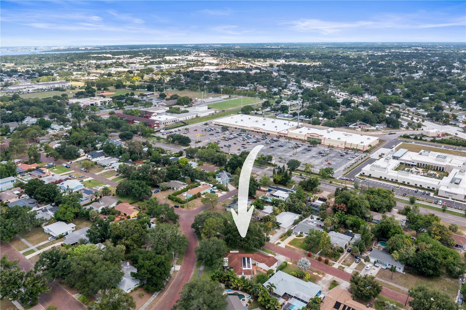 EAGLE CREST - Residential