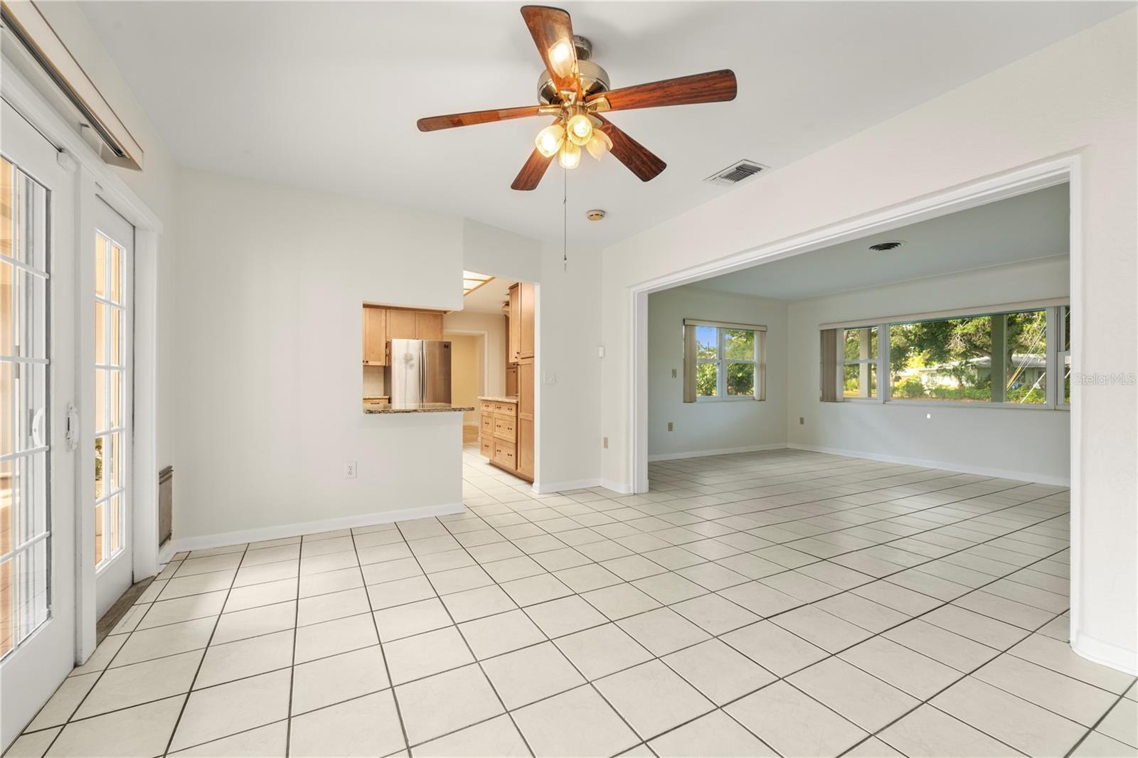 EAGLE CREST - Residential