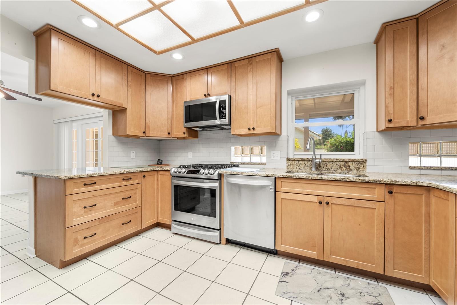 EAGLE CREST - Residential