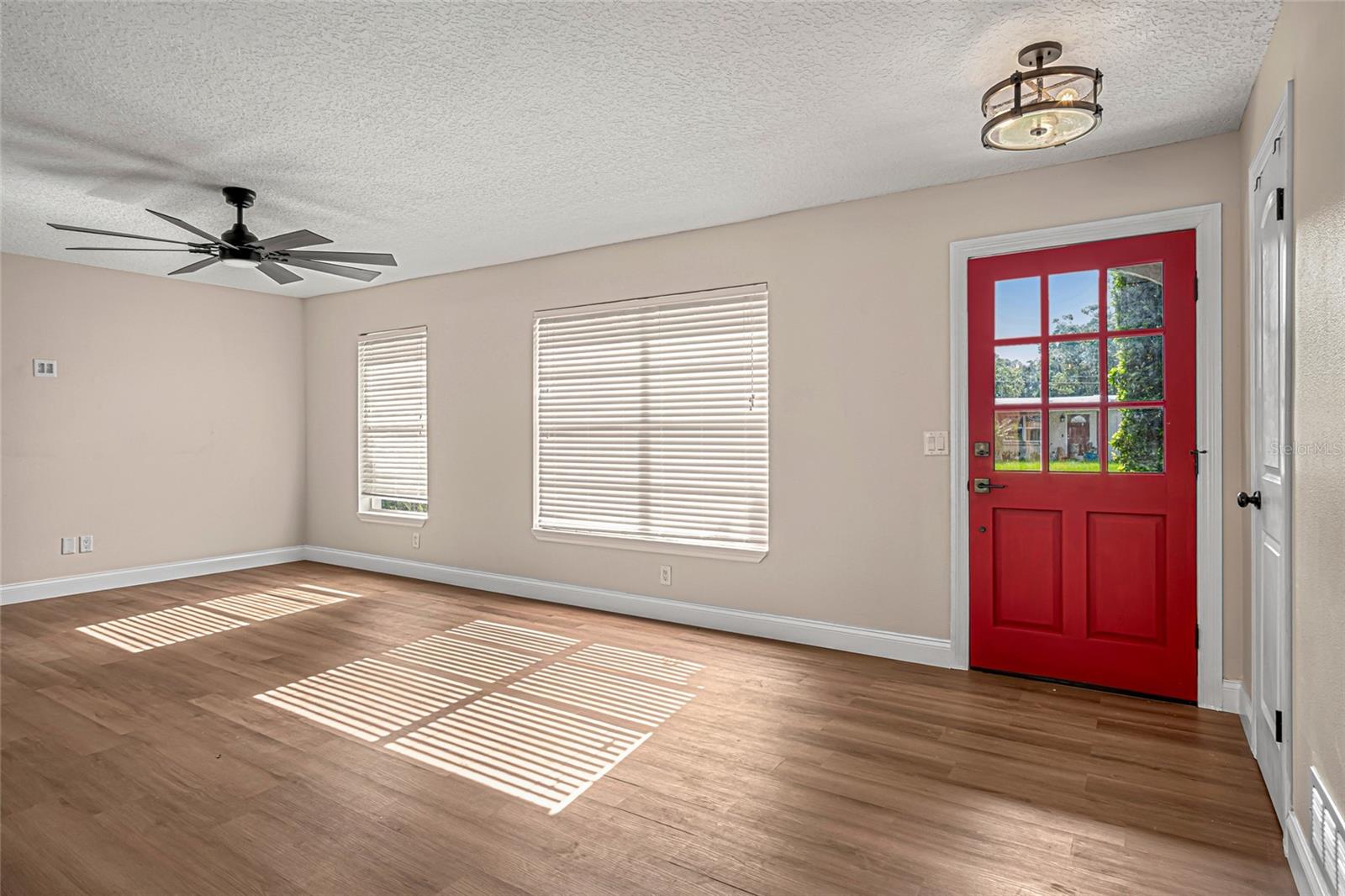 CANNOVA PARK SEC B - Residential