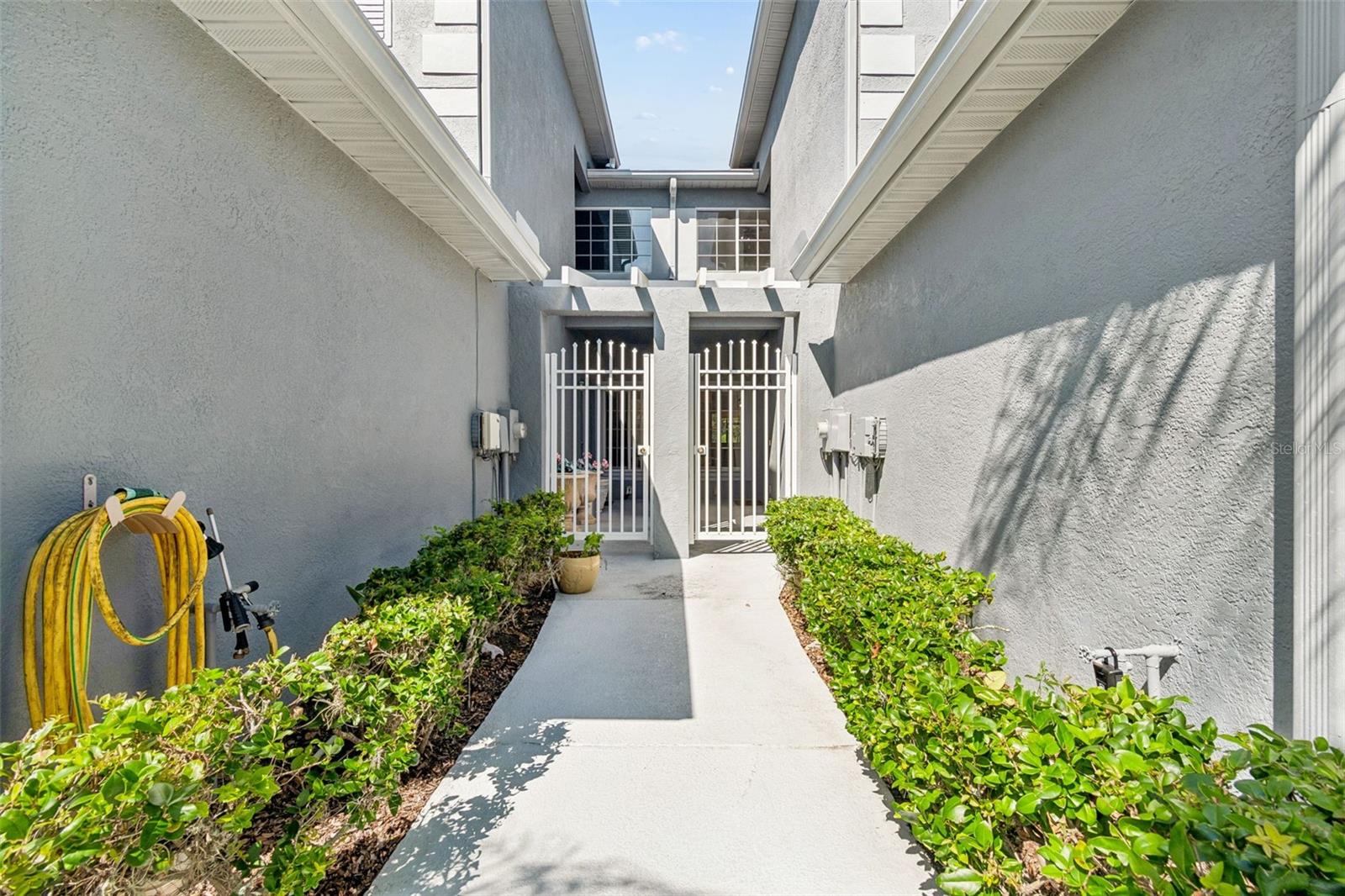 NASSAU POINTE TOWNHOMES AT HERITAGE ISLE - Residential