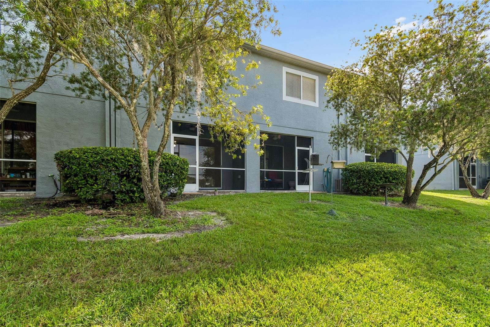 NASSAU POINTE TOWNHOMES AT HERITAGE ISLE - Residential