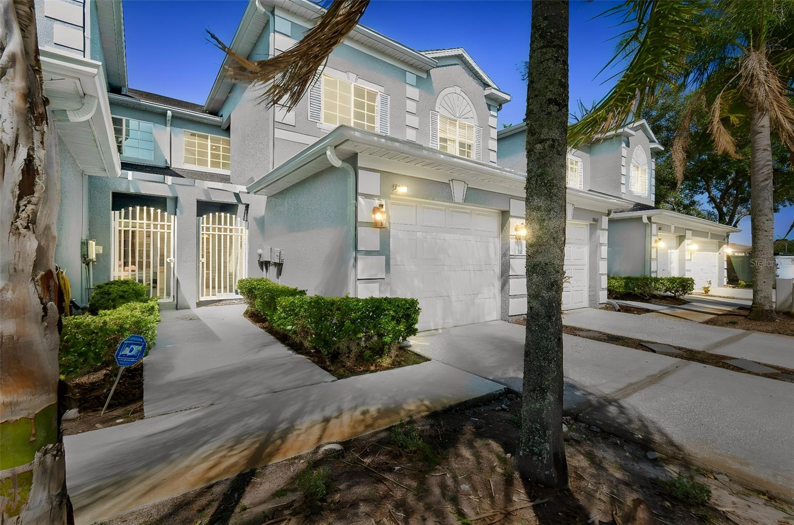 NASSAU POINTE TOWNHOMES AT HERITAGE ISLE - Residential