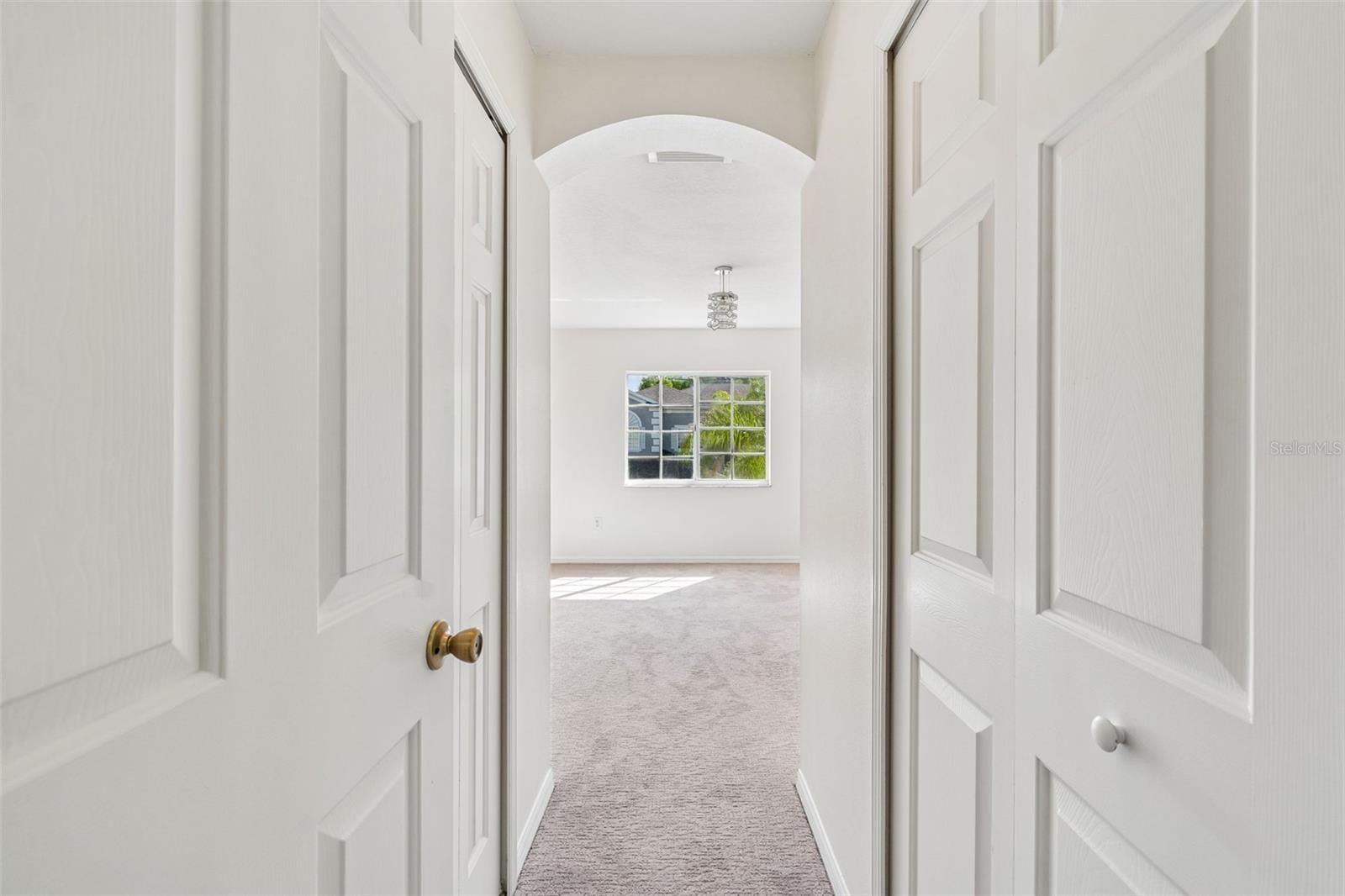 NASSAU POINTE TOWNHOMES AT HERITAGE ISLE - Residential