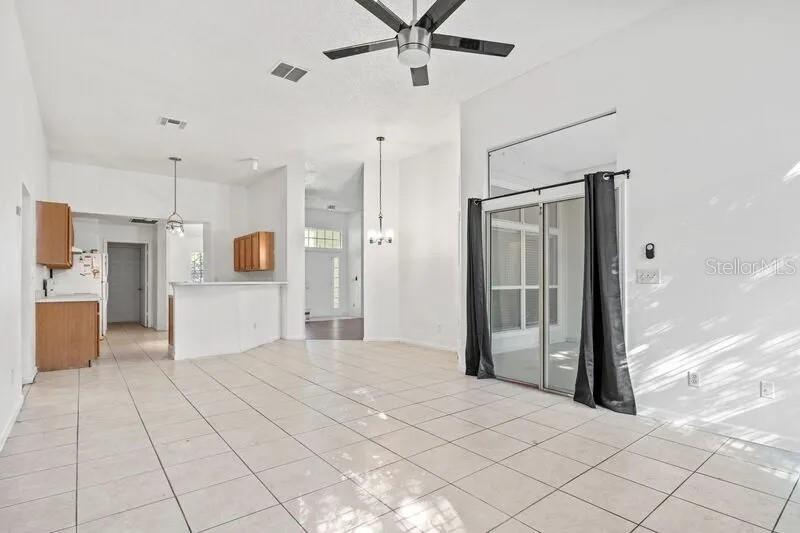 05508 WINDSOR CHASE UNIT TWO - Residential