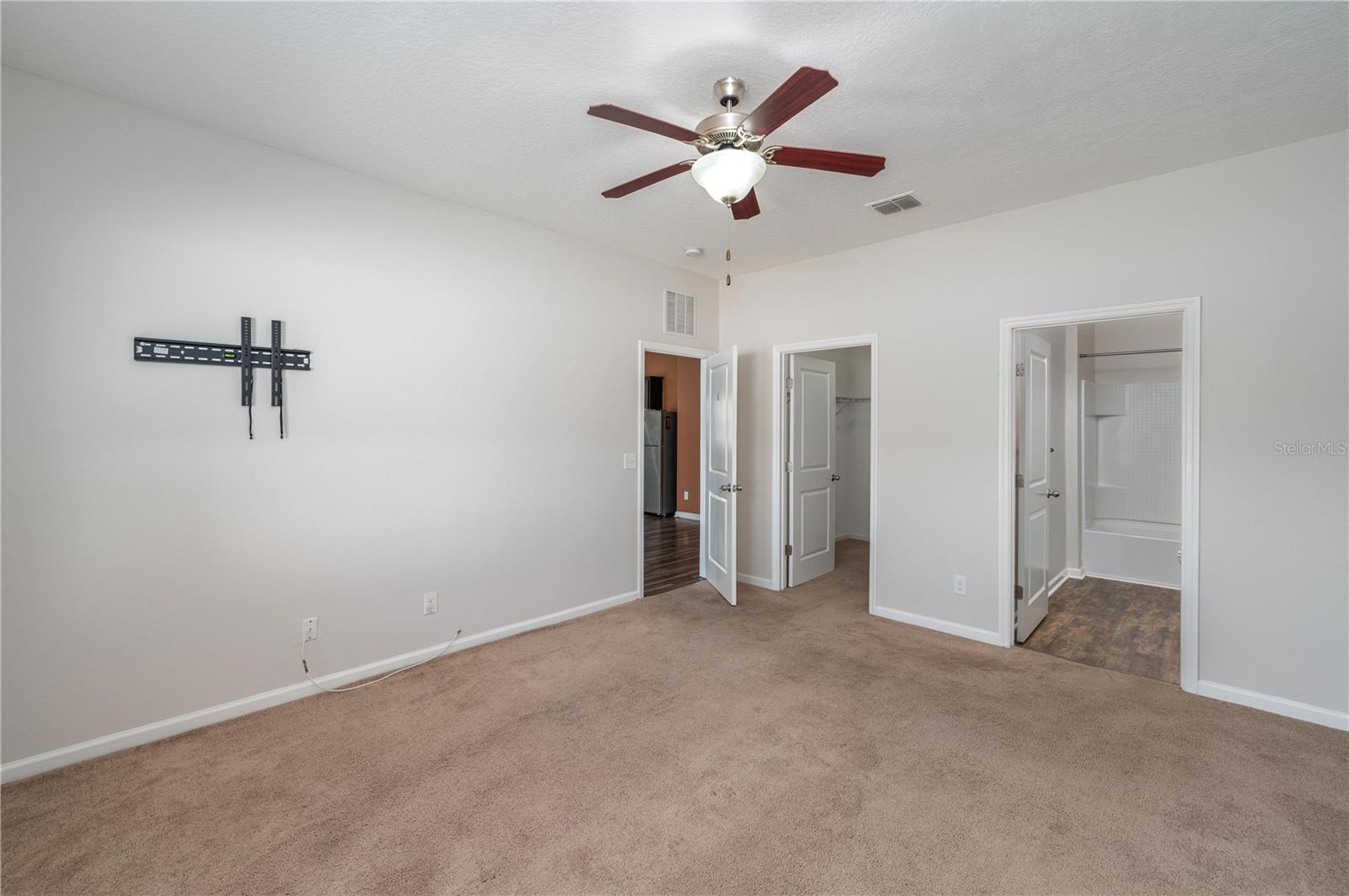WHISPERING RDG PH 1 - Residential
