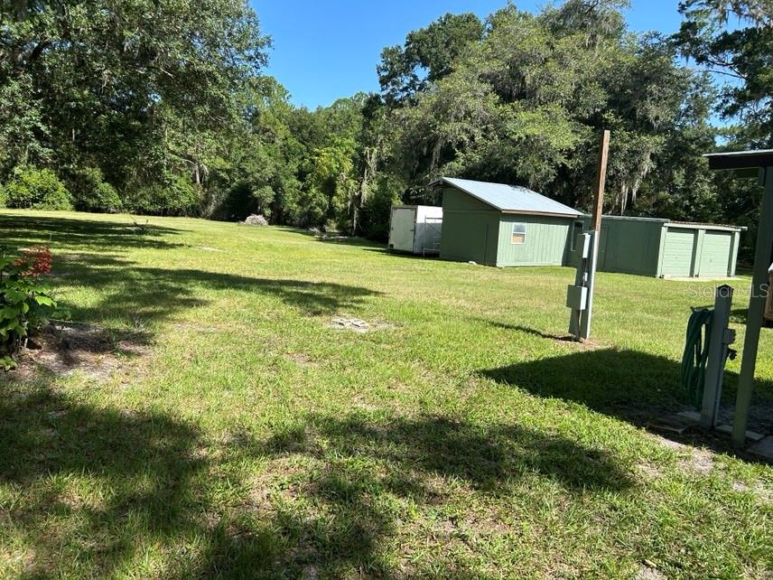 LEE ACRES - Residential