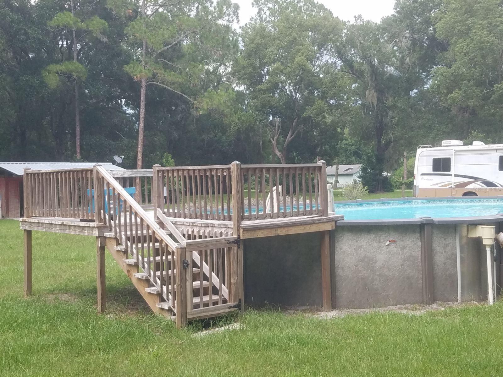 LEE ACRES - Residential