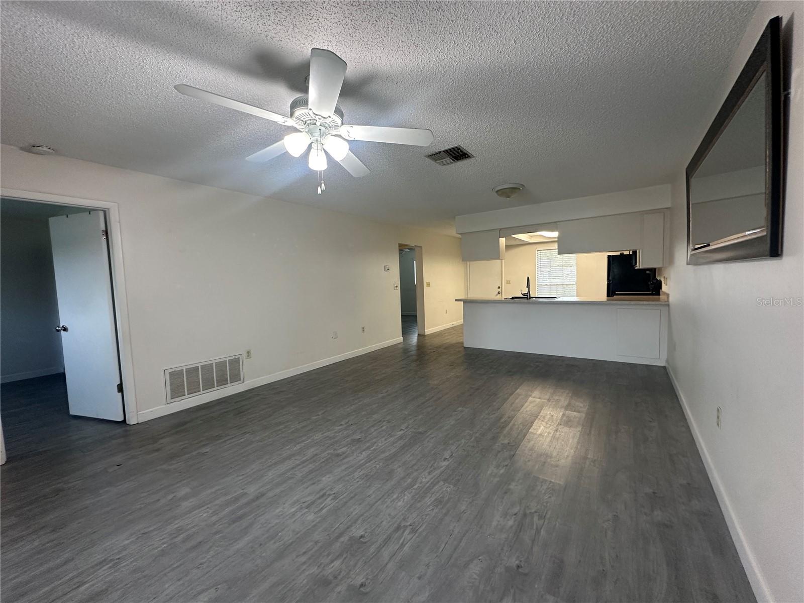 VILLAGE WOODS CONDO PH 02 - Residential