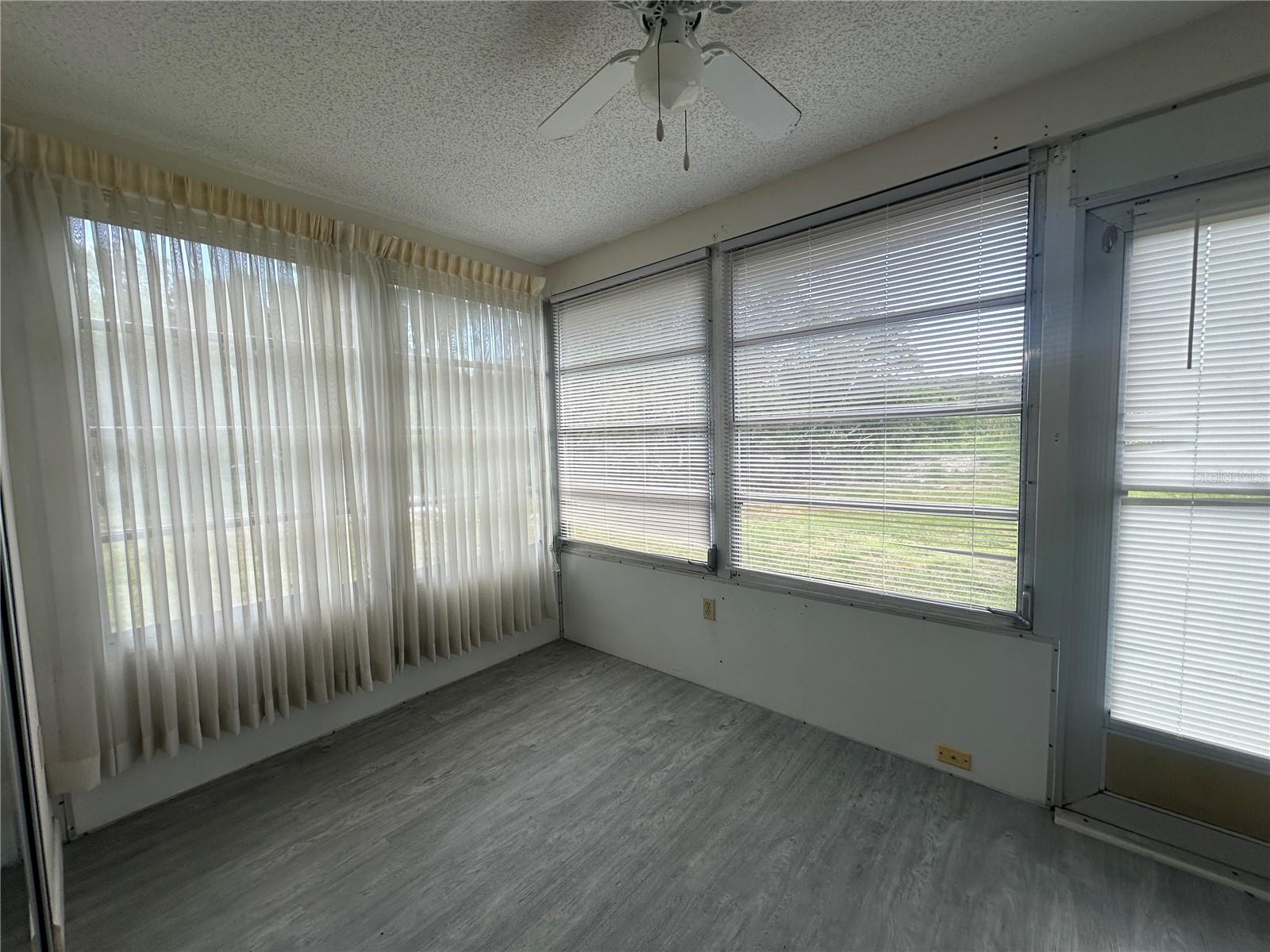 VILLAGE WOODS CONDO PH 02 - Residential