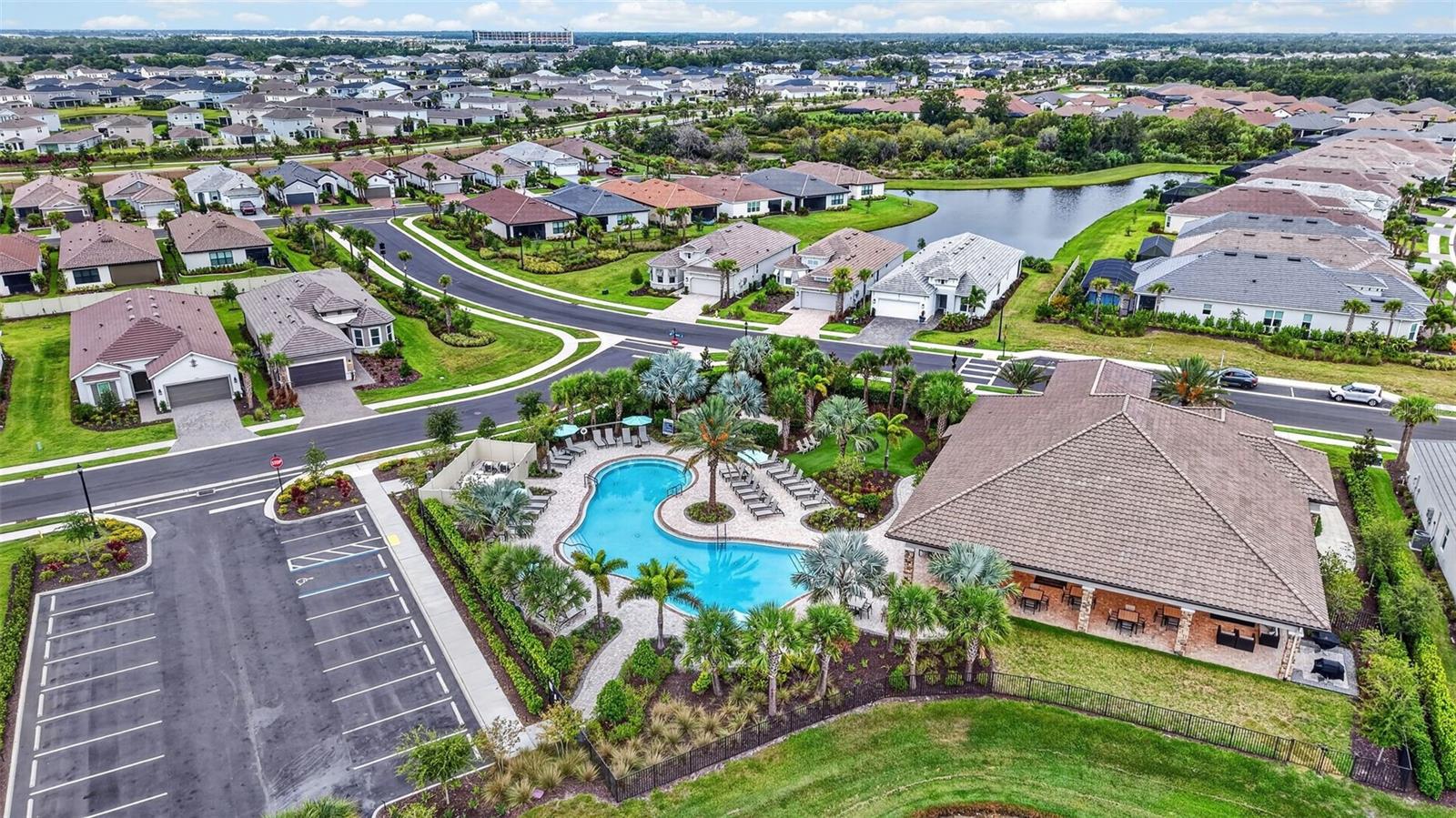 ESPLANADE NORTH AT ARTISAN LAKES SUBPH I - Residential