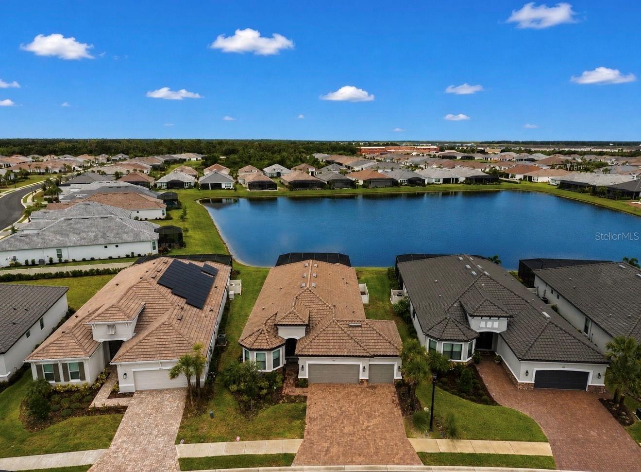ESPLANADE NORTH AT ARTISAN LAKES SUBPH I - Residential