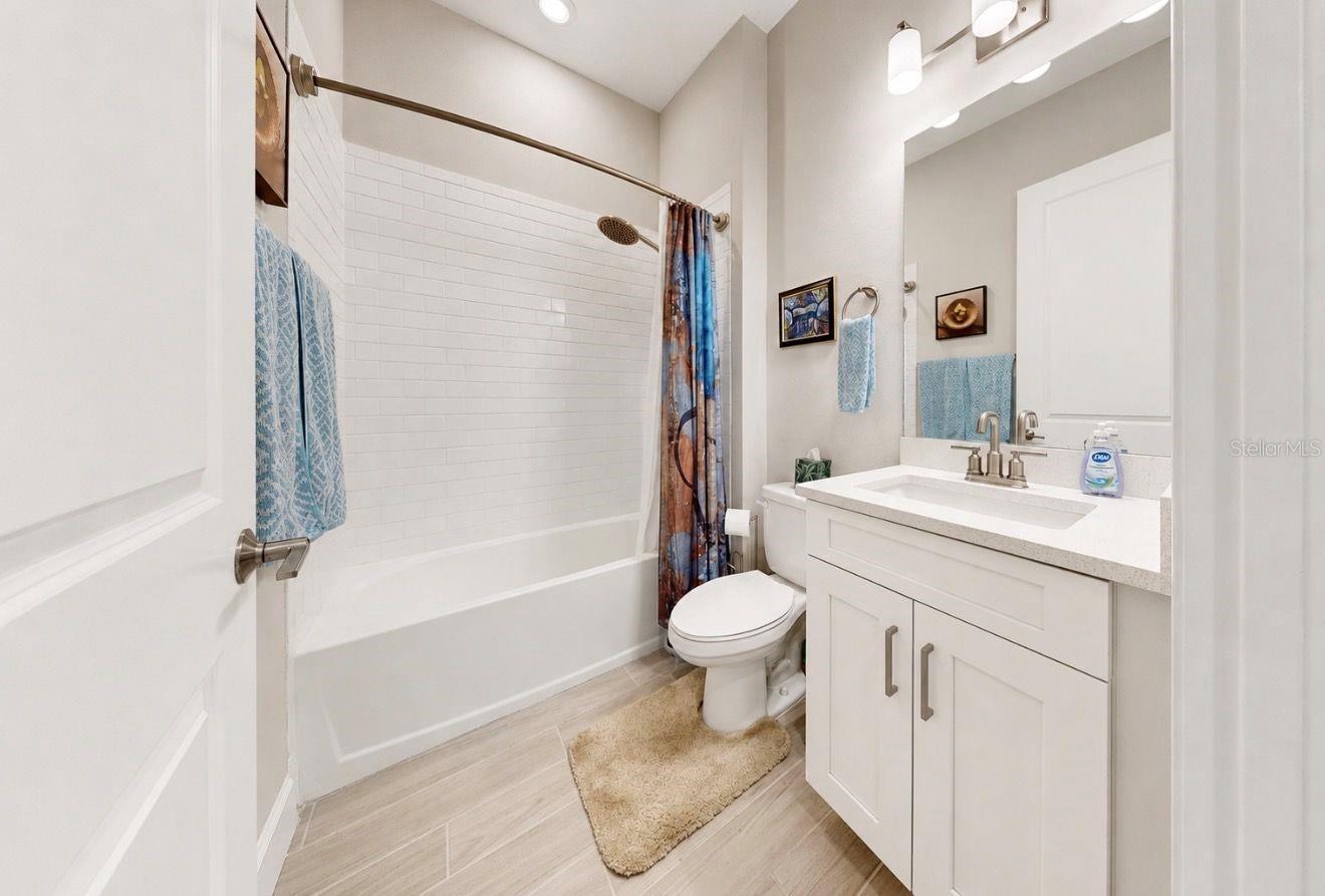 ESPLANADE NORTH AT ARTISAN LAKES SUBPH I - Residential