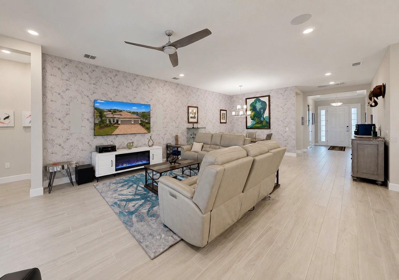 ESPLANADE NORTH AT ARTISAN LAKES SUBPH I - Residential