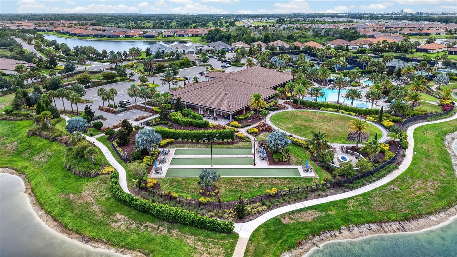 ESPLANADE NORTH AT ARTISAN LAKES SUBPH I - Residential