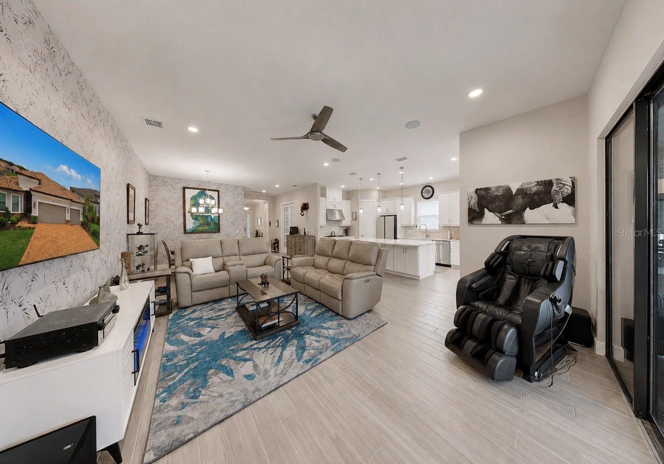ESPLANADE NORTH AT ARTISAN LAKES SUBPH I - Residential