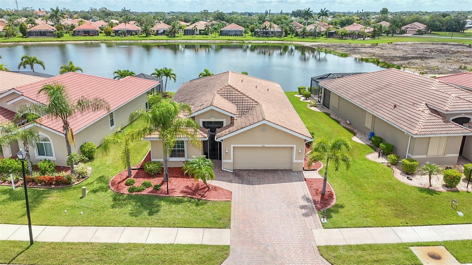 TALON BAY - Residential
