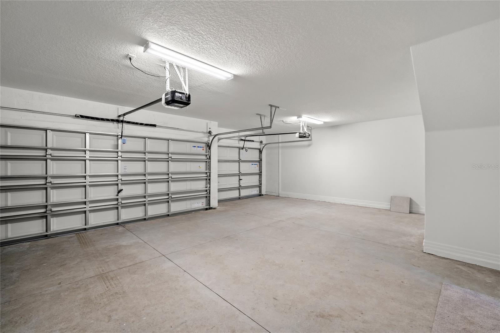 CREEK PRESERVE PH 2 3 & 4 - Residential Lease