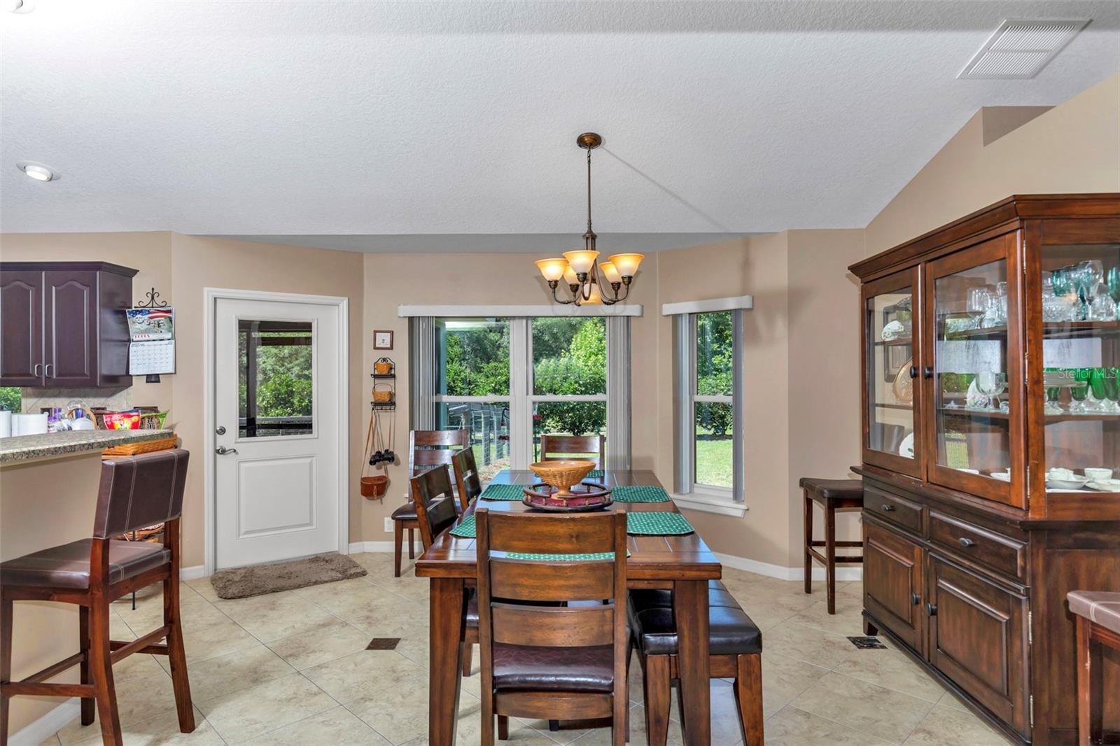 NO SUBDIVISION NAME - Residential