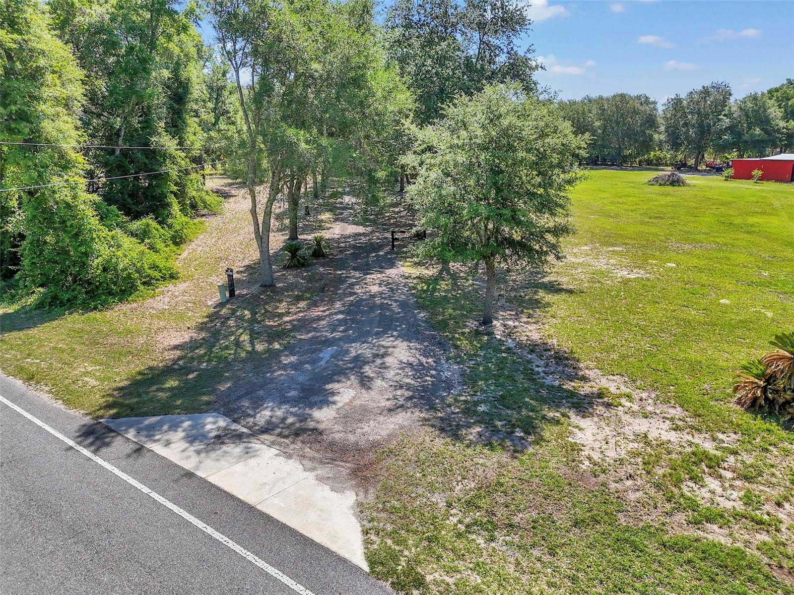 NO SUBDIVISION NAME - Residential