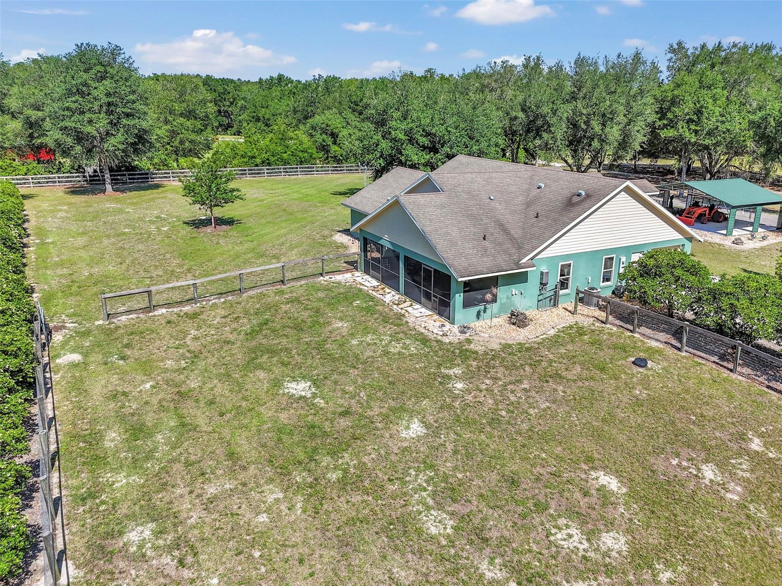 NO SUBDIVISION NAME - Residential