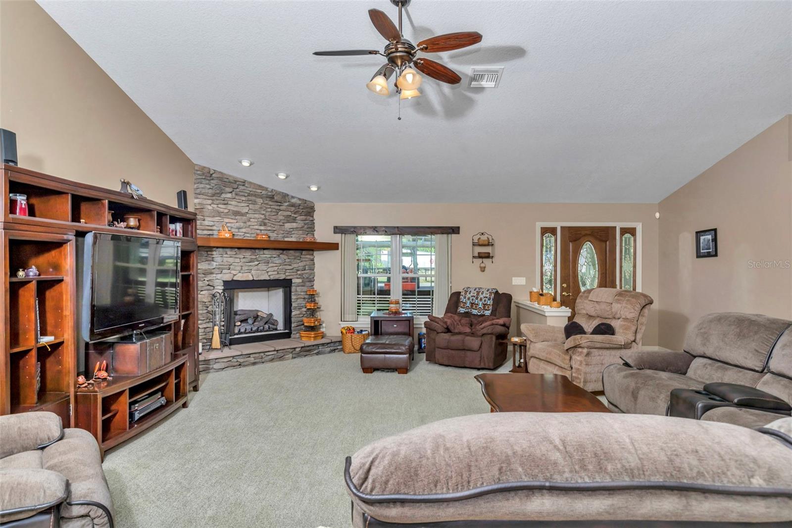 NO SUBDIVISION NAME - Residential