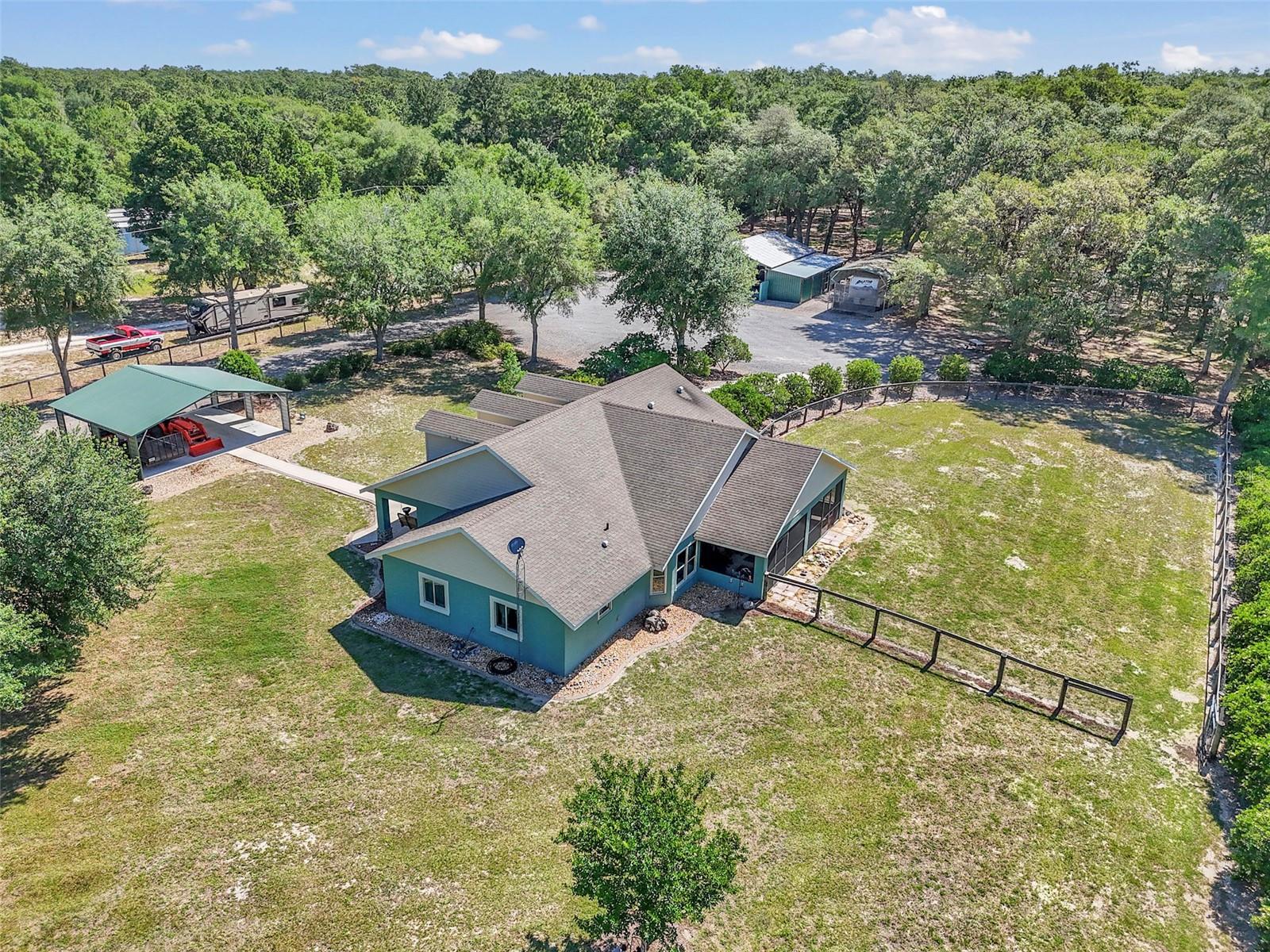 NO SUBDIVISION NAME - Residential
